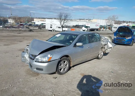 2006 Honda Accord 2.4 Ex from USA, damaged, VIN 1HGCM56746A149745